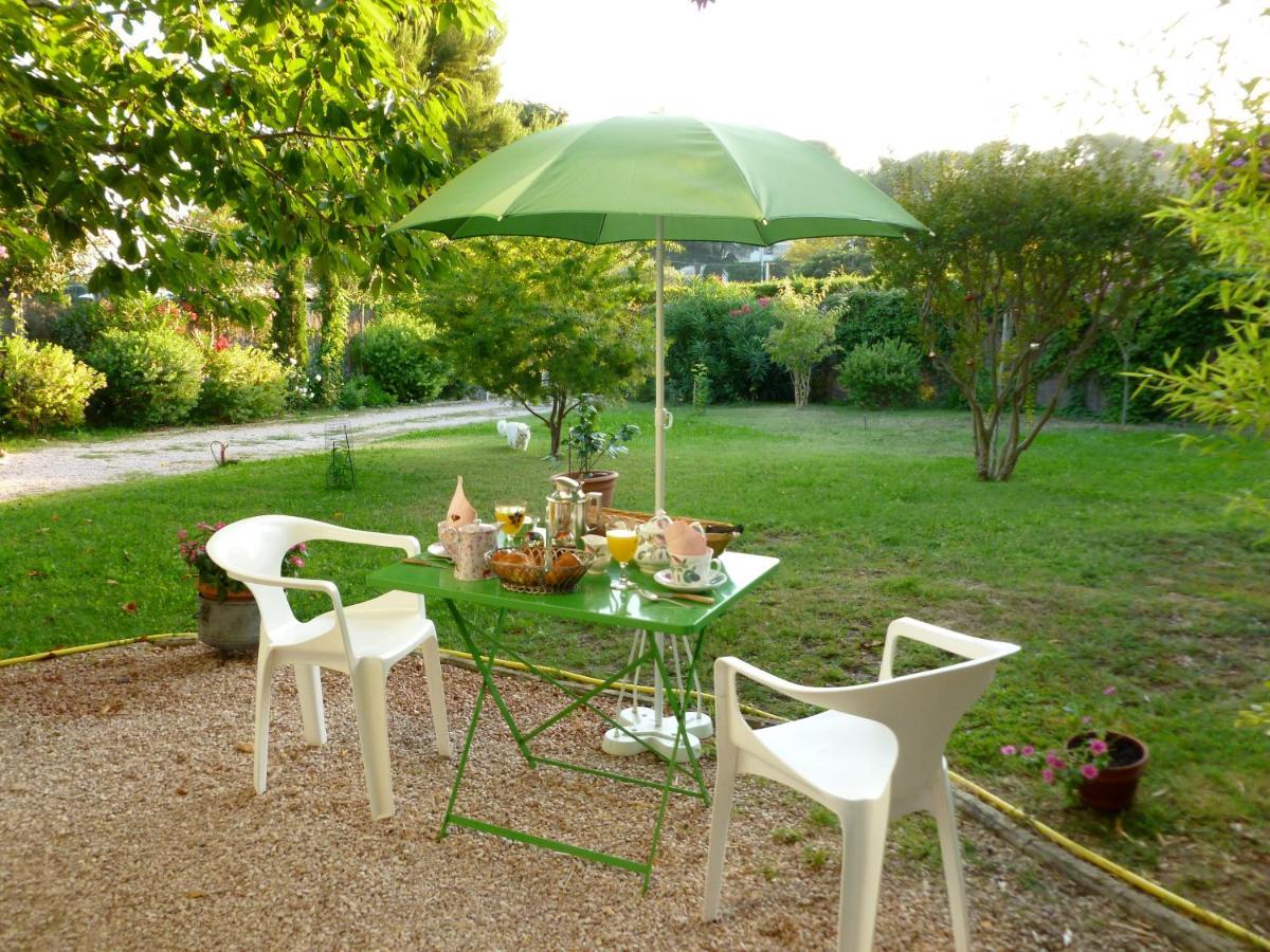 Chez Mamouska Bed & Breakfast Cassis Exterior photo